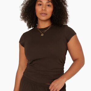 Set Active CLASSIC COTTON GIRLFRIEND TEE Size Small. Color Espresso. Brand New!